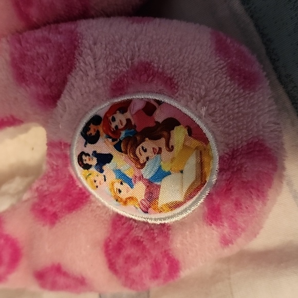 Disney Princess slippers size 6/8 Girls - Picture 3 of 7